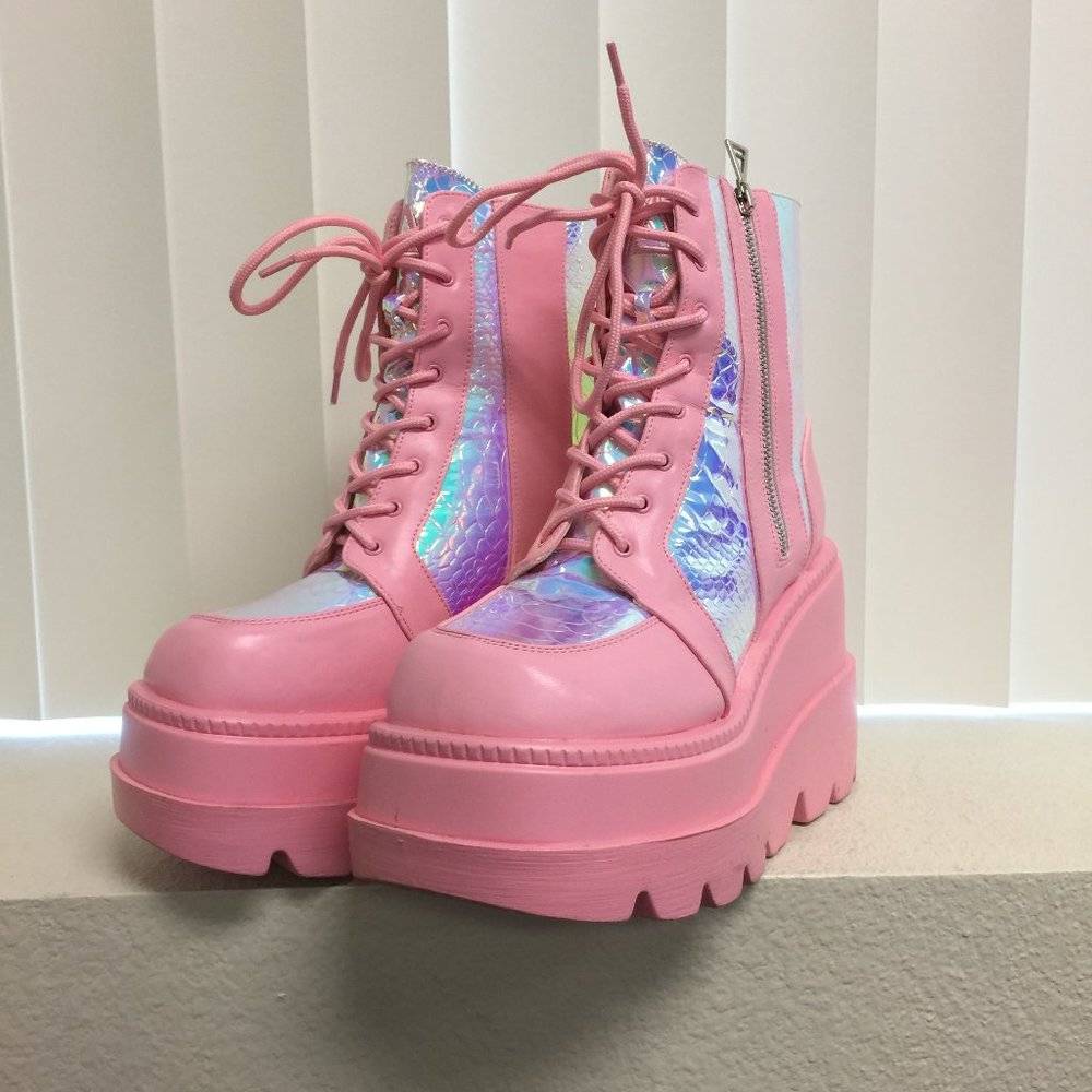 PRE LOVED - Pink Poison Platform Boots PNK/9 - SH241